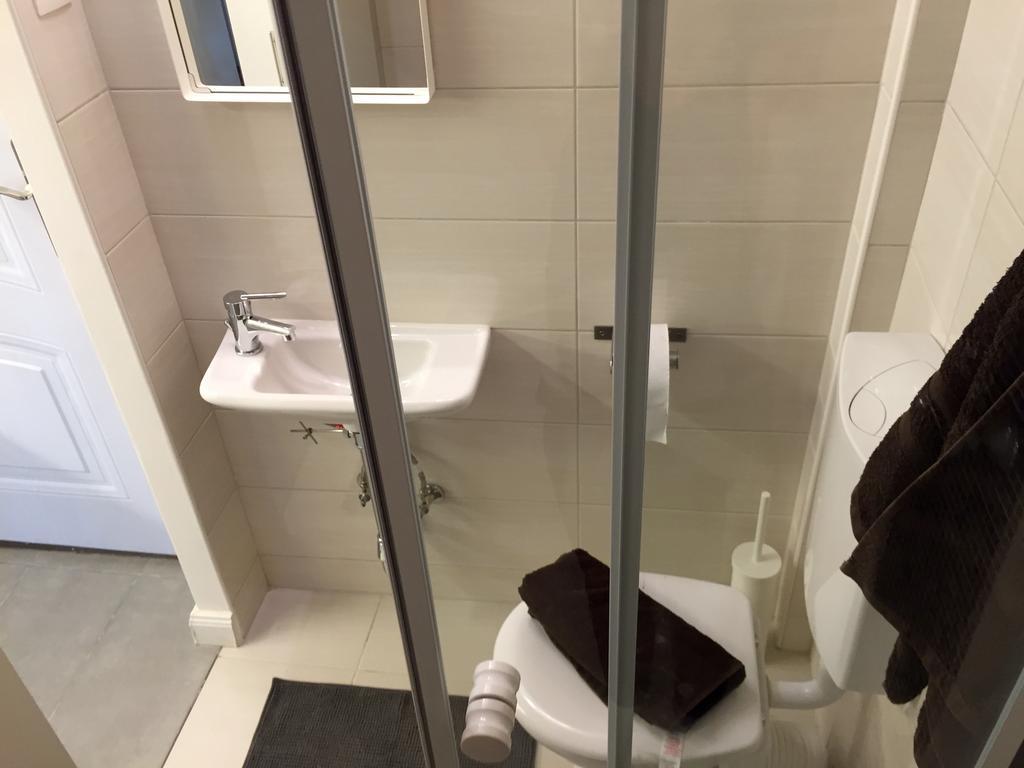 Elisabeth Bridge Apartmans Budapest Værelse billede